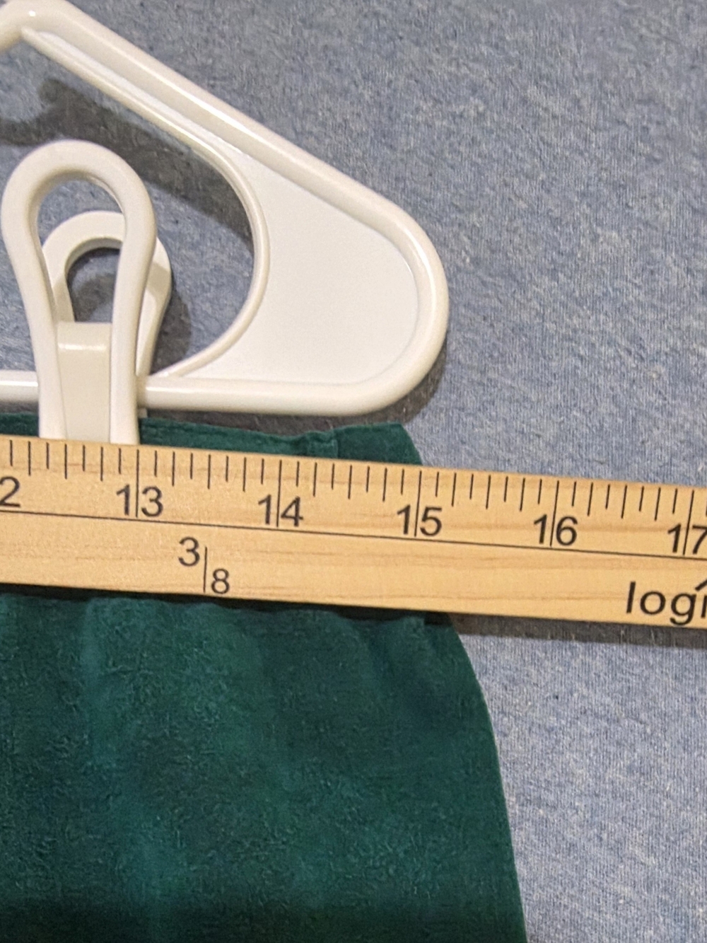 Ultra Suede Emerald Green Skirt Suit. Measures Small Closer To Size 12. - Picture 4 of 8